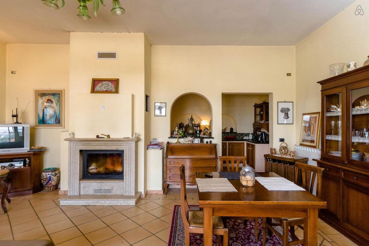 Room In Villa - Room In The Hills With Garden And Sea View San Salvatore  Eksteriør billede